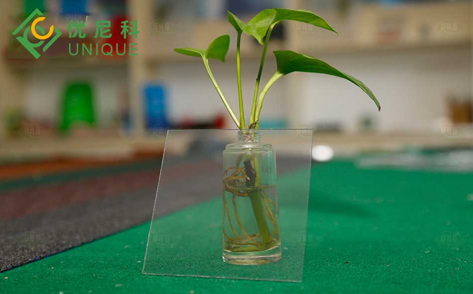 優尼科耐力板